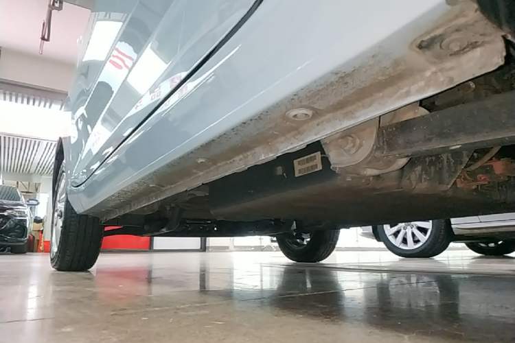 Used Wuling Hongguang MINIEV 2020 Freedom Version Lithium Iron Phosphate Left Side Sill