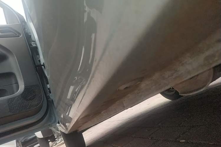 Used Wuling Hongguang MINIEV 2020 Lite Version Lithium Iron Phosphate Left Side Sill