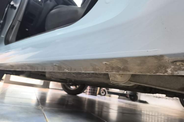 Used Wuling Hongguang MINIEV 2020 Freedom Version Lithium Iron Phosphate Left Side Sill