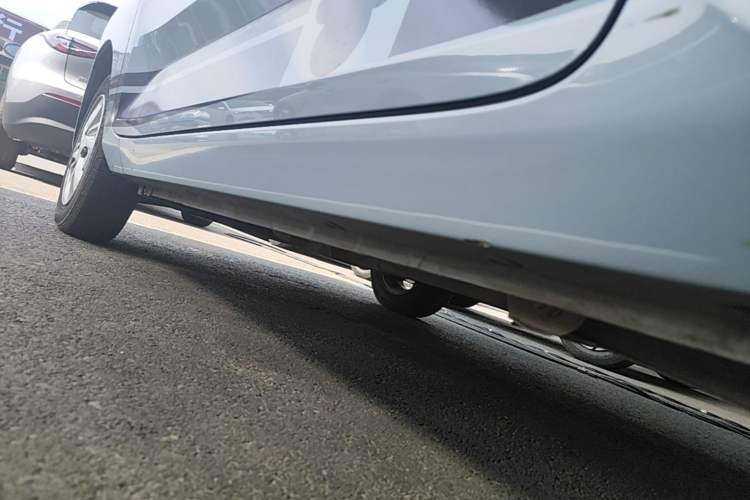 Used Wuling Hongguang MINIEV 2020 Enjoyment Model Lithium Iron Phosphate Left Side Sill