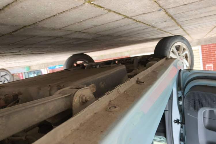 Used Wuling Hongguang MINIEV 2020 Freedom Version Lithium Iron Phosphate Left Side Sill