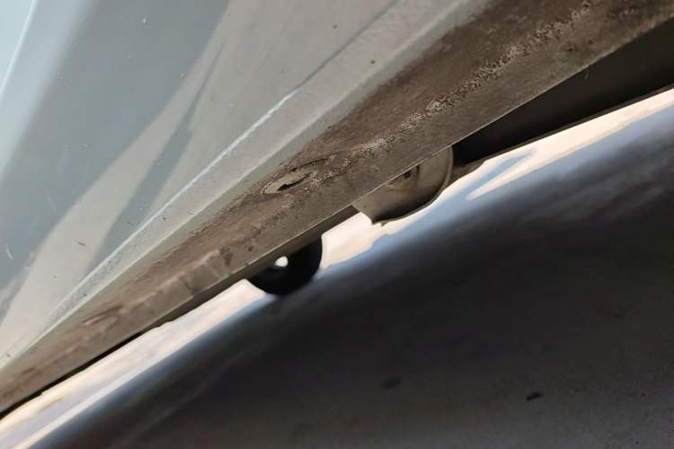 Used Wuling Hongguang MINIEV 2020 Zizai Version Lithium-NMC Left Side Sill