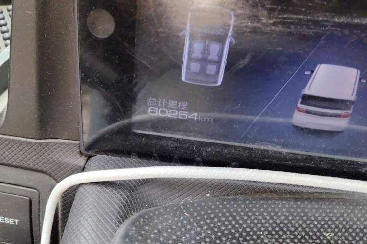 Used Wuling Hongguang MINIEV 2020 Enjoyment Model Lithium Iron Phosphate Odometer Close Up