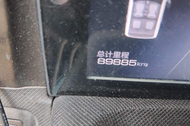 Used Wuling Hongguang MINIEV 2020 Enjoyment Model Lithium Iron Phosphate Odometer Close Up