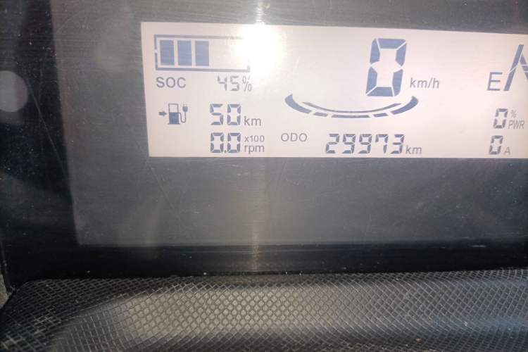 Used Wuling Hongguang MINIEV 2020 Easy Version Lithium-Ion Battery Odometer Close Up