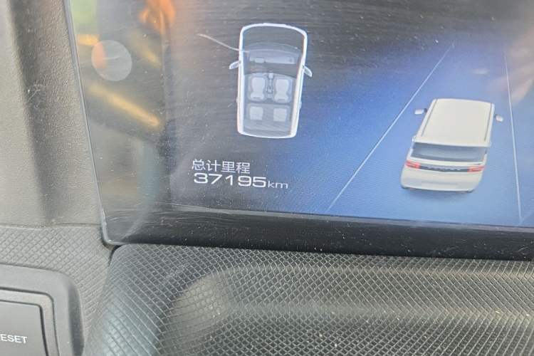 Used Wuling Hongguang MINIEV 2020 Enjoy Edition Lithium-Ion Battery Odometer Close Up