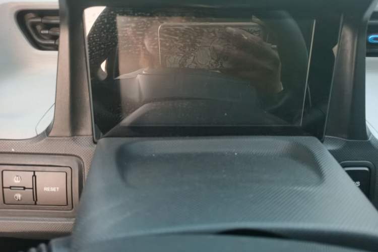Used Wuling Hongguang MINIEV 2020 Easy Version Lithium-Ion Battery Odometer Close Up