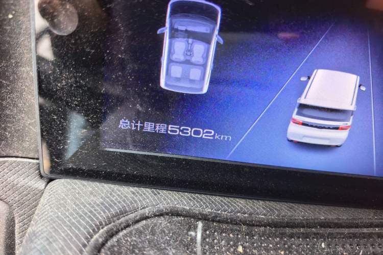 Used Wuling Hongguang MINIEV 2020 Enjoyment Model Lithium Iron Phosphate Odometer Close Up