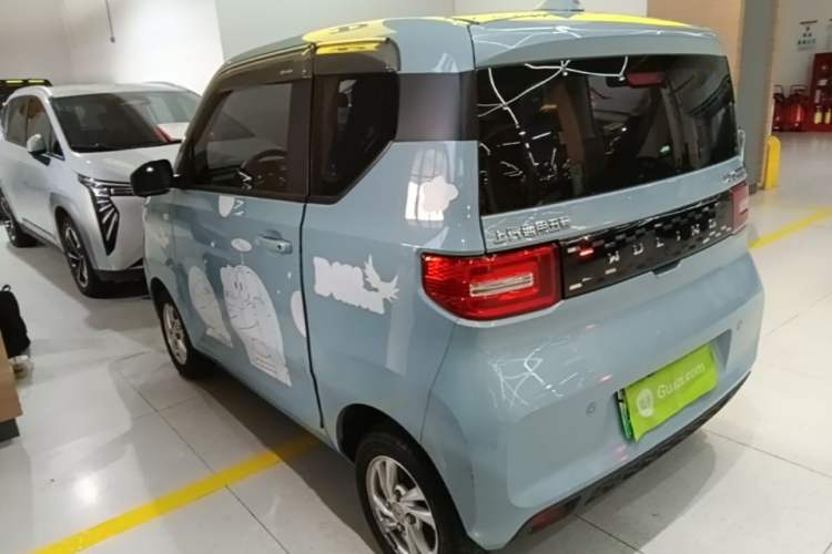 Used Wuling Hongguang MINIEV 2020 Zizai Version Lithium-NMC Rear Left 45 Deg