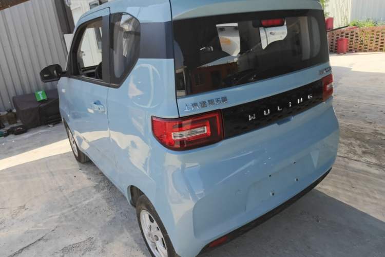 Used Wuling Hongguang MINIEV 2020 Enjoy Edition Lithium-Ion Battery Rear Left 45 Deg