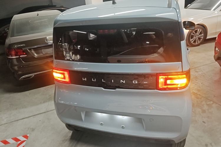 Used Wuling Hongguang MINIEV 2020 Freedom Version Lithium Iron Phosphate Rear