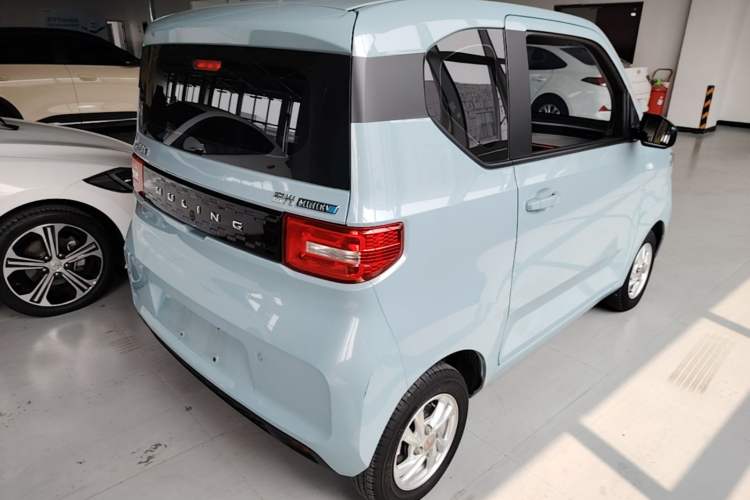 Used Wuling Hongguang MINIEV 2020 Freedom Version Lithium Iron Phosphate Rear Right 45 Deg