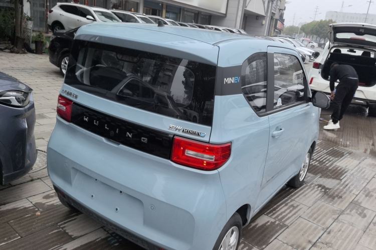 Used Wuling Hongguang MINIEV 2020 Freedom Version Lithium Iron Phosphate Rear Right 45 Deg