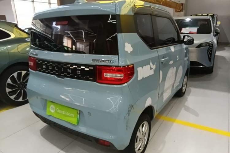 Used Wuling Hongguang MINIEV 2020 Zizai Version Lithium-NMC Rear Right 45 Deg