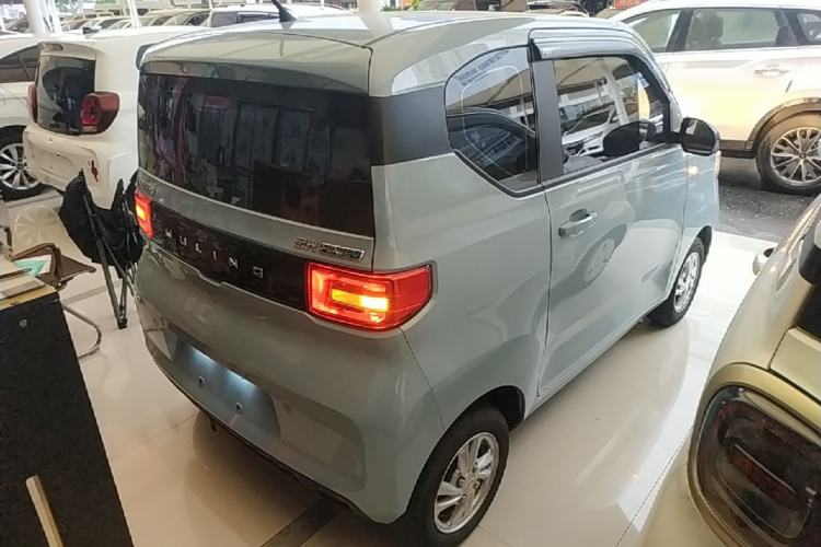 Used Wuling Hongguang MINIEV 2020 Enjoyment Model Lithium Iron Phosphate Rear Right 45 Deg