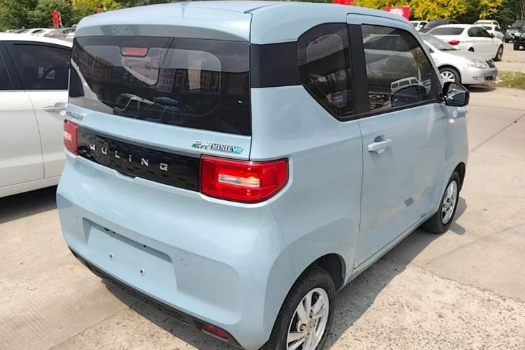 Used Wuling Hongguang MINIEV 2020 Enjoyment Model Lithium Iron Phosphate Rear Right 45 Deg