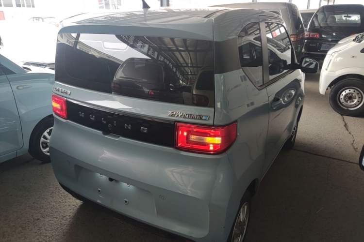 Used Wuling Hongguang MINIEV 2020 Freedom Version Lithium Iron Phosphate Rear Right 45 Deg