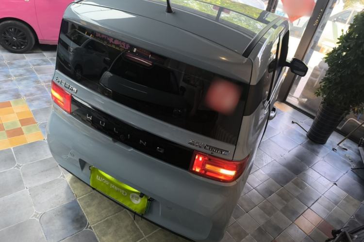 Used Wuling Hongguang MINIEV 2020 Freedom Version Lithium Iron Phosphate Rear Right 45 Deg
