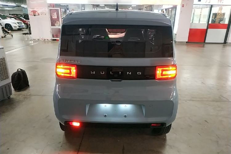 Used Wuling Hongguang MINIEV 2020 Freedom Version Lithium Iron Phosphate Rear