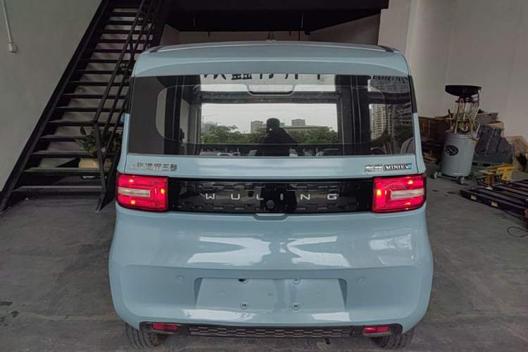 Used Wuling Hongguang MINIEV 2020 Zizai Version Lithium-NMC Rear