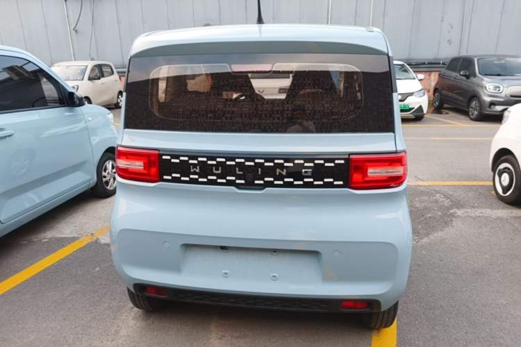 Used Wuling Hongguang MINIEV 2020 Freedom Version Lithium Iron Phosphate Rear