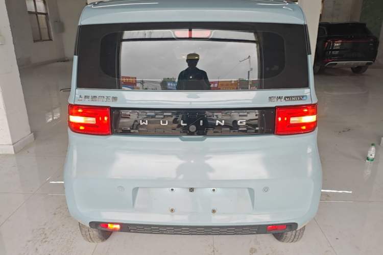 Used Wuling Hongguang MINIEV 2020 Freedom Version Lithium Iron Phosphate Rear