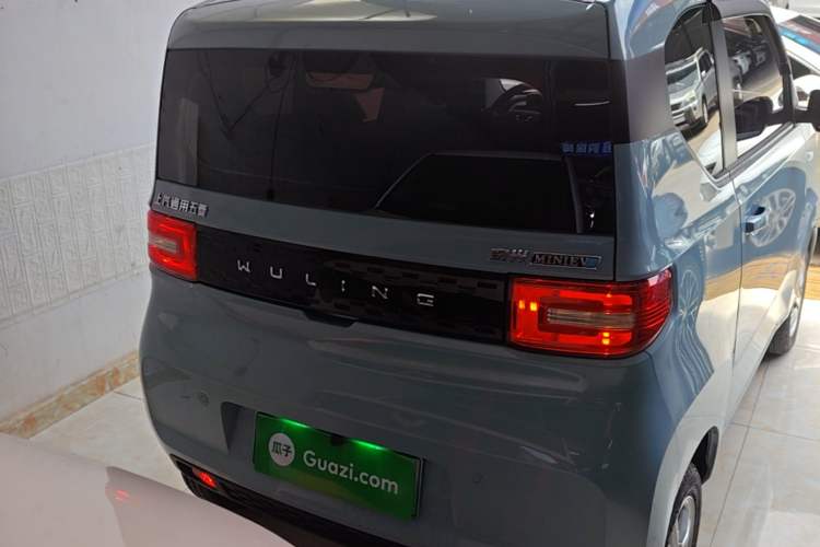 Used Wuling Hongguang MINIEV 2020 Freedom Version Lithium Iron Phosphate Rear