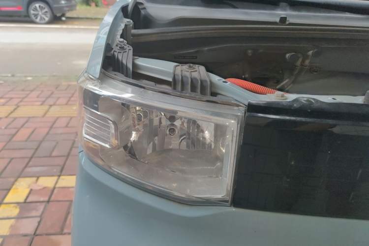Used Wuling Hongguang MINIEV 2020 Enjoyment Model Lithium Iron Phosphate Right Front Headlight