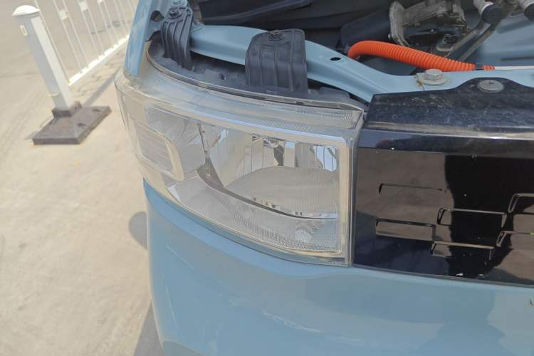 Used Wuling Hongguang MINIEV 2020 Enjoyment Model Lithium Iron Phosphate Right Front Headlight
