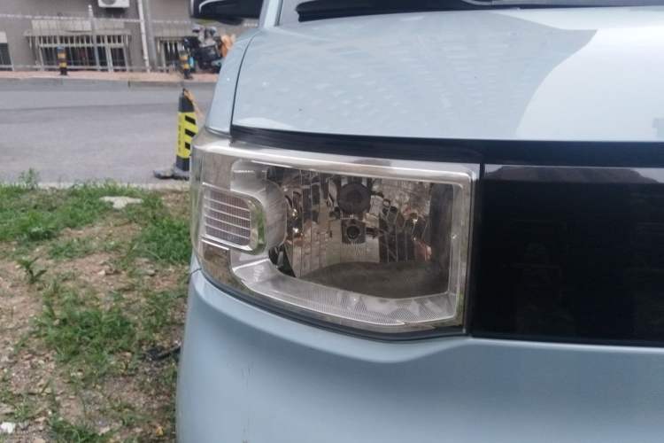 Used Wuling Hongguang MINIEV 2020 Freedom Version Lithium Iron Phosphate Right Front Headlight