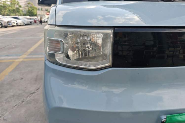 Used Wuling Hongguang MINIEV 2020 Enjoyment Model Lithium Iron Phosphate Right Front Headlight