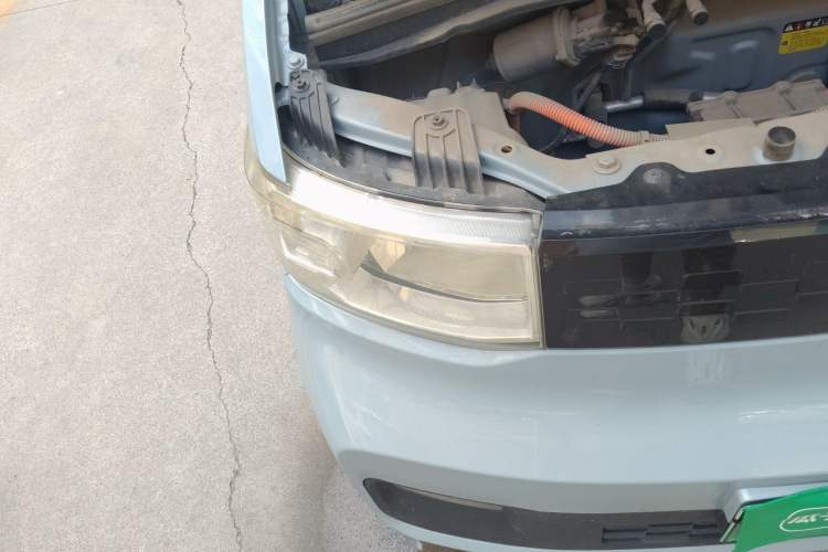 Used Wuling Hongguang MINIEV 2020 Freedom Version Lithium Iron Phosphate Right Front Headlight