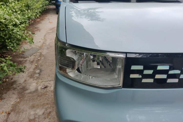 Used Wuling Hongguang MINIEV 2020 Freedom Version Lithium Iron Phosphate Right Front Headlight