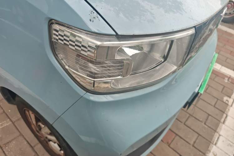 Used Wuling Hongguang MINIEV 2020 Freedom Version Lithium Iron Phosphate Right Front Headlight