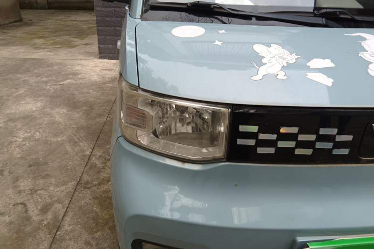 Used Wuling Hongguang MINIEV 2020 Lite Version Lithium Iron Phosphate Right Front Headlight