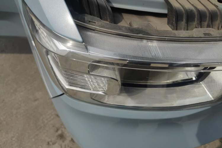 Used Wuling Hongguang MINIEV 2020 Freedom Version Lithium Iron Phosphate Right Front Headlight