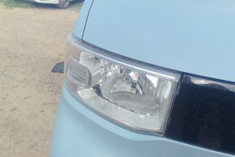 Used Wuling Hongguang MINIEV 2020 Freedom Version Lithium Iron Phosphate Right Front Headlight
