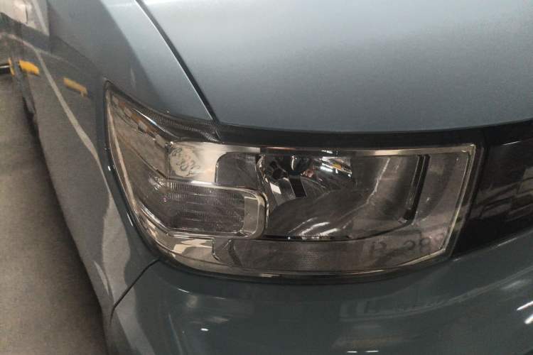 Used Wuling Hongguang MINIEV 2020 Enjoyment Model Lithium Iron Phosphate Right Front Headlight