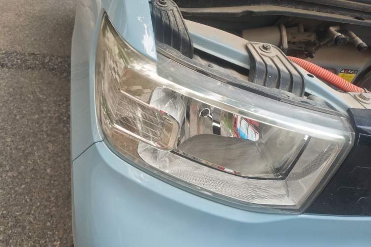 Used Wuling Hongguang MINIEV 2020 Zizai Version Lithium-NMC Right Front Headlight