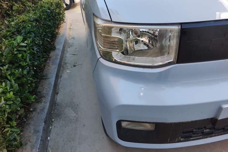 Used Wuling Hongguang MINIEV 2020 Zizai Version Lithium-NMC Right Front Headlight