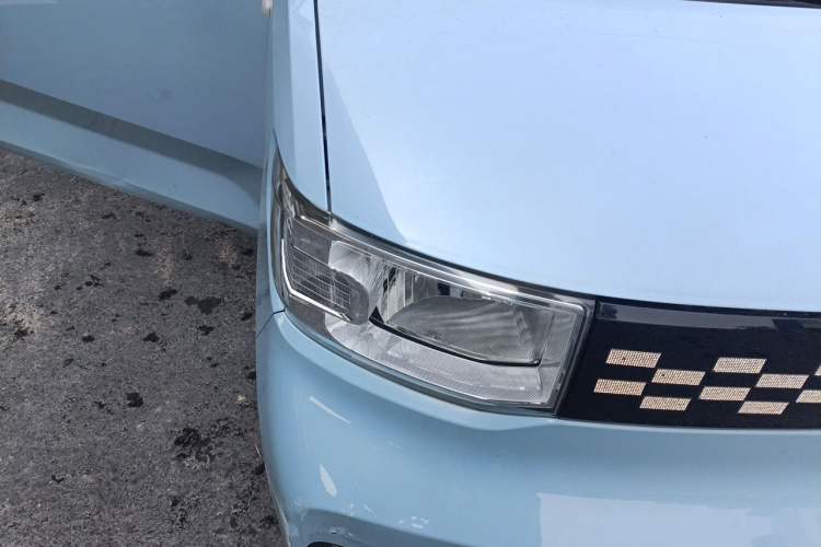 Used Wuling Hongguang MINIEV 2020 Enjoyment Model Lithium Iron Phosphate Right Front Headlight