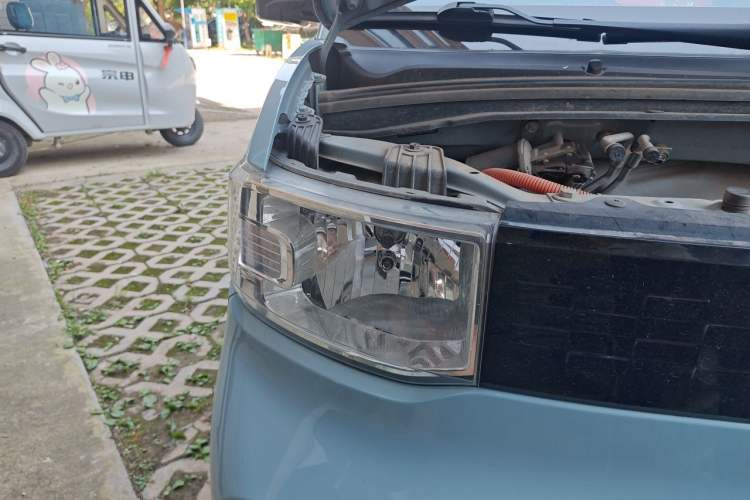 Used Wuling Hongguang MINIEV 2020 Enjoyment Model Lithium Iron Phosphate Right Front Headlight