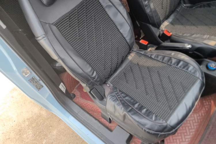 Used Wuling Hongguang MINIEV 2020 Enjoy Edition Lithium-Ion Battery Right Front Seat