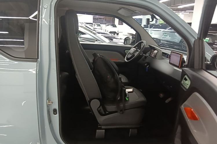 Used Wuling Hongguang MINIEV 2020 Freedom Version Lithium Iron Phosphate Right Front Seat