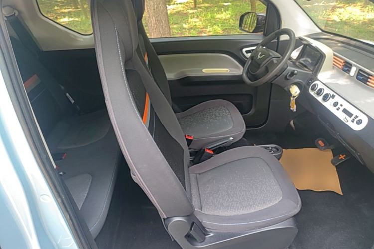 Used Wuling Hongguang MINIEV 2020 Freedom Version Lithium Iron Phosphate Right Front Seat