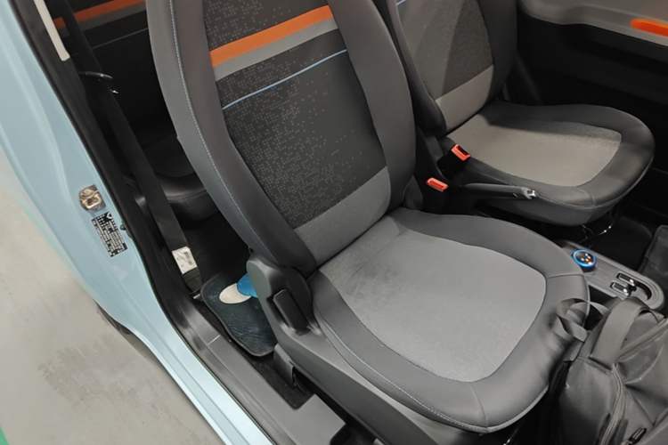 Used Wuling Hongguang MINIEV 2020 Freedom Version Lithium Iron Phosphate Right Front Seat