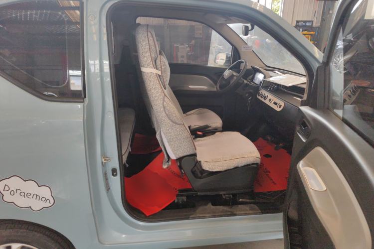 Used Wuling Hongguang MINIEV 2020 Freedom Version Lithium Iron Phosphate Right Front Seat
