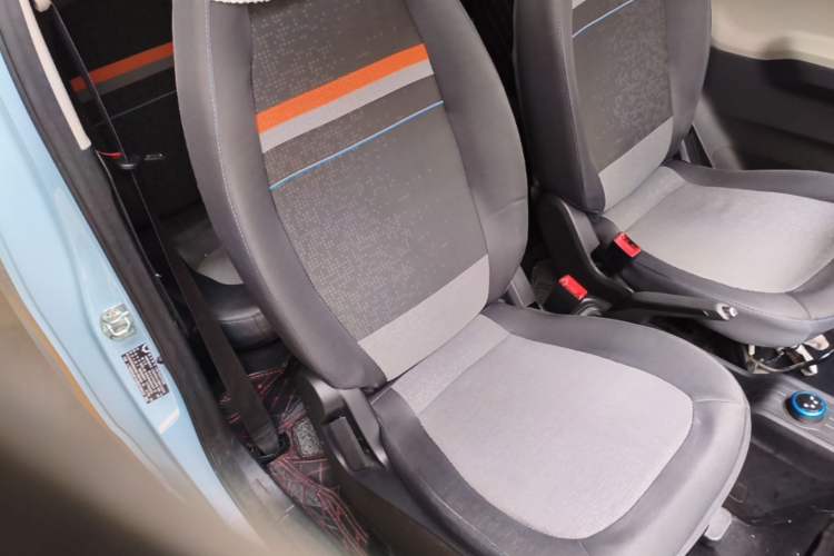 Used Wuling Hongguang MINIEV 2020 Freedom Version Lithium Iron Phosphate Right Front Seat