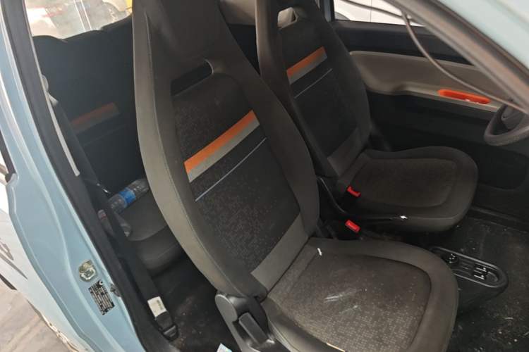 Used Wuling Hongguang MINIEV 2020 Easy Version Lithium-Ion Battery Right Front Seat