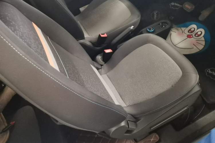 Used Wuling Hongguang MINIEV 2020 Easy Version Lithium-Ion Battery Right Front Seat